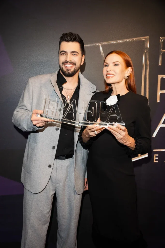 21 апреля в театре танца Аллы Духовой «Todes» прошла легендарная премия FASHION PEOPLE AWARDS.