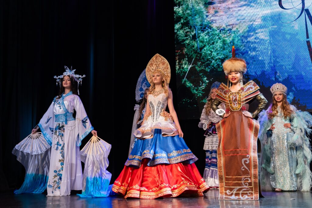 АБСОЛЮТНОЙ ПОБЕДИТЕЛЬНИЦЕЙ LITTLE MISS AND MISTER WORLD RUSSIA 2025 СТАЛА СТЕЛЛА КРИКУНОВА ИЗ ВОРОНЕЖА