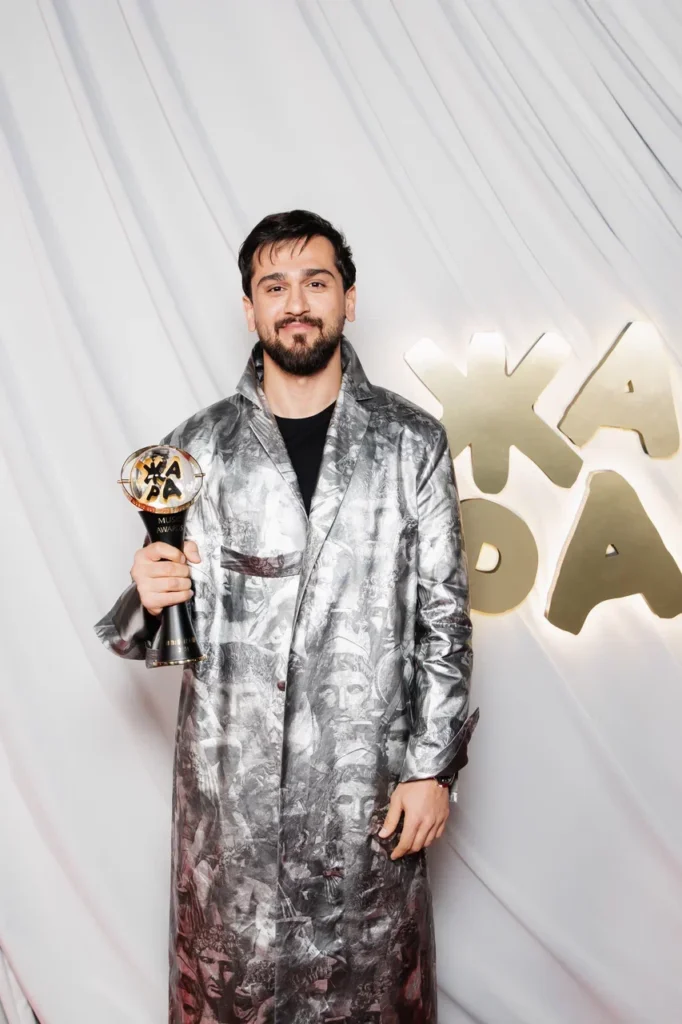 Алексей Воробьев и Алсу станут ведущими премии ЖАРА MUSIC AWARDS 2025