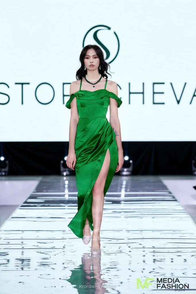 Петербургское лето сияет модой: Показ STOPYCHEVA на фоне Невы и грандиозных событий.