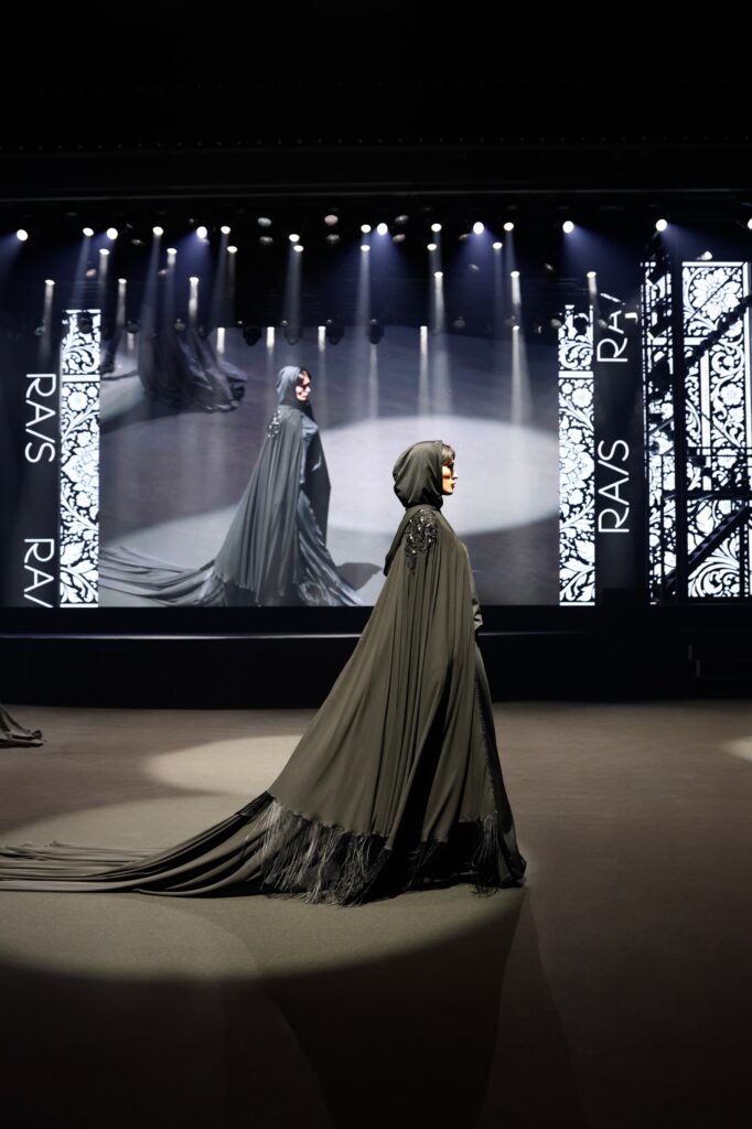 В Дубае прошёл международный fashion-показ Fashion Factor, собравший дизайнеров и представителей индустрии моды из разных стран.